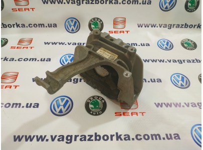 Подушка двигателя Skoda Octavia A7/Seat Leon/Volkswagen Golf 7