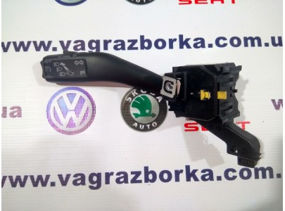 Переключатель света и поворотов Skoda Octavia,Superb,Yeti / Volkswagen Golf, Jetta,Caddy,Touran/ Seat Toledo,Altea