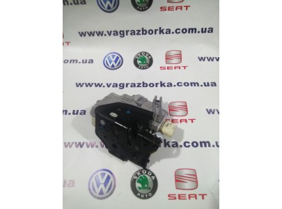 Замок двери для Skoda Superb / Volkswagen Passat B6-B7