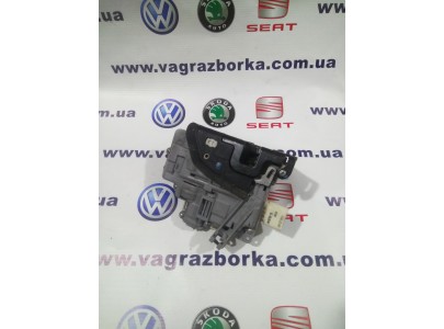 Замок двери для Skoda Superb / Volkswagen Passat B6-B7 3C1837016A