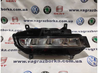 Фара противотуманная Skoda Octavia A7 RS