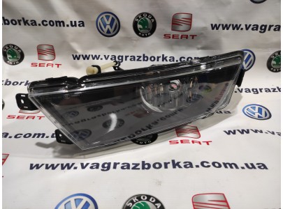 Фара противотуманная Skoda Octavia A7 